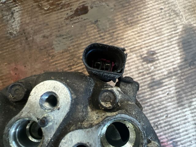 bontott SKODA OCTAVIA I Klímakompresszor