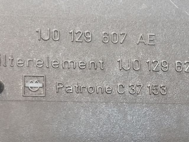 bontott SKODA OCTAVIA I Légszűrő Ház