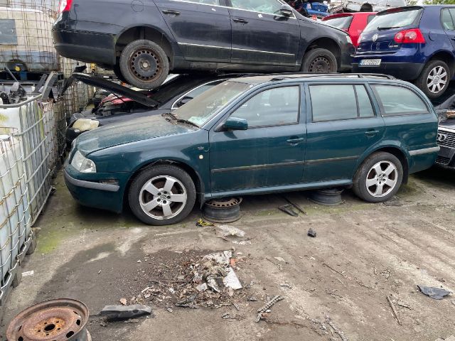 bontott SKODA OCTAVIA I Motor (Fűzött blokk hengerfejjel)