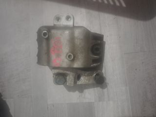 bontott SKODA OCTAVIA I Motor Tartó Bak Jobb