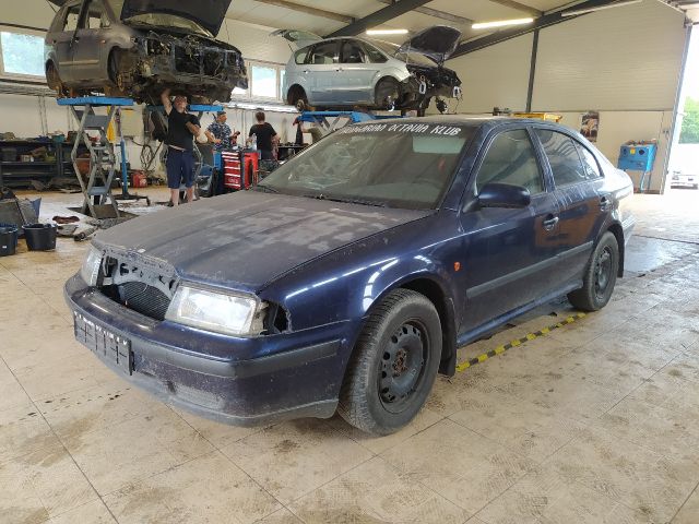 bontott SKODA OCTAVIA I Motorvezérlő