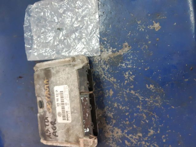 bontott SKODA OCTAVIA I Motorvezérlő