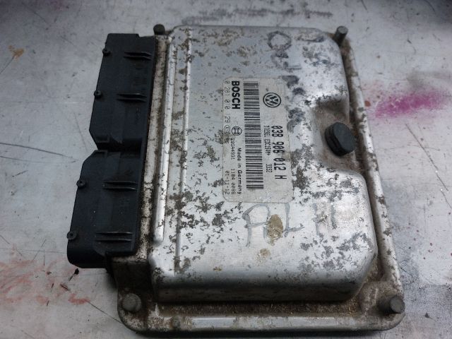 bontott SKODA OCTAVIA I Motorvezérlő