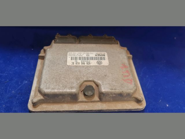 bontott SKODA OCTAVIA I Motorvezérlő