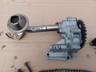 bontott SKODA OCTAVIA I Olajszivattyú