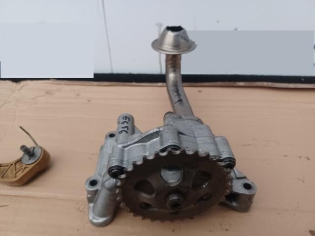 bontott SKODA OCTAVIA I Olajszivattyú