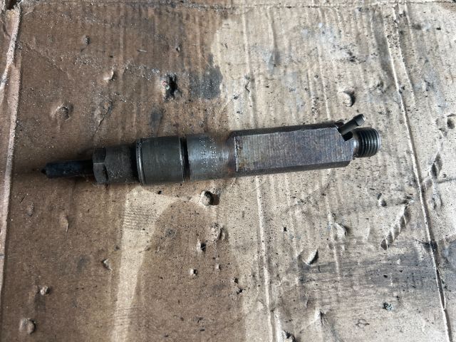 bontott SKODA OCTAVIA I Porlasztó (1 db)