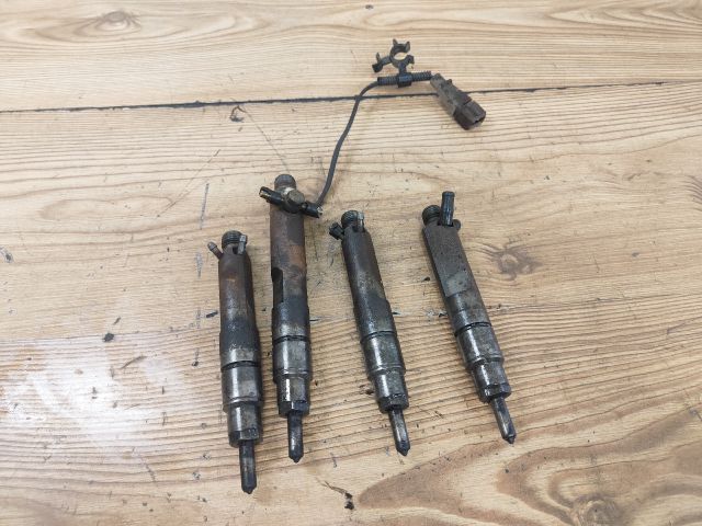 bontott SKODA OCTAVIA I Porlasztó (1 db)