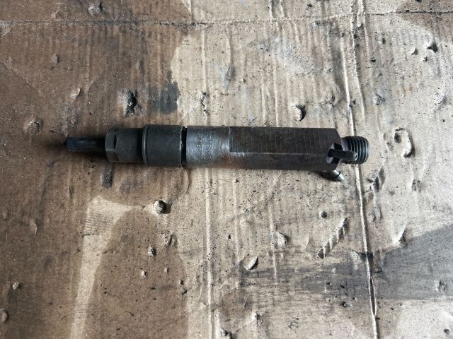 bontott SKODA OCTAVIA I Porlasztó (1 db)