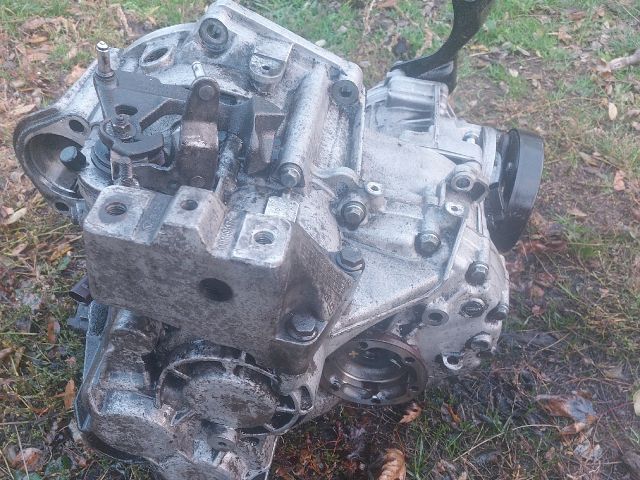 bontott SKODA OCTAVIA I Váltó (Mechanikus)