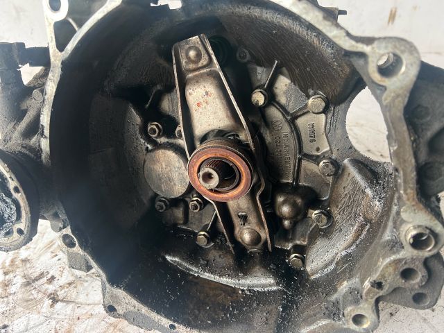 bontott SKODA OCTAVIA I Váltó (Mechanikus)