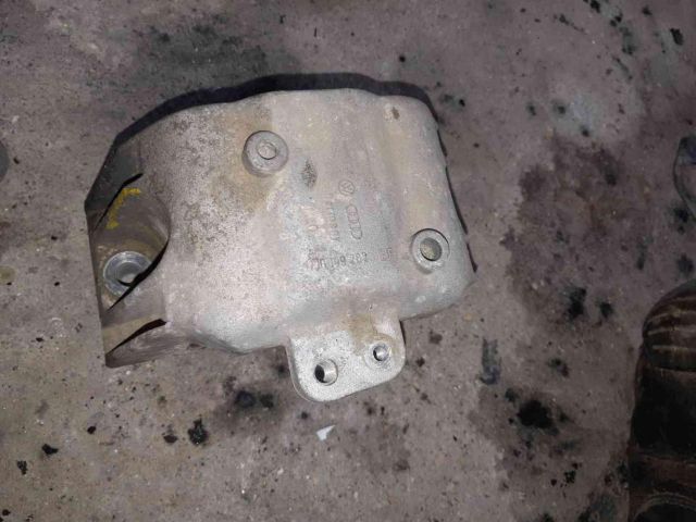 bontott SKODA OCTAVIA I Váltó Tartó Bak (Pozíciófüggetlen)