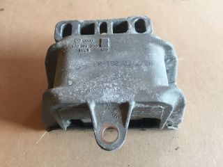 bontott SKODA OCTAVIA I Váltó Tartó Bak (Pozíciófüggetlen)