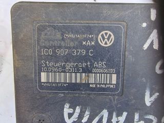 bontott SKODA OCTAVIA I ABS Kocka