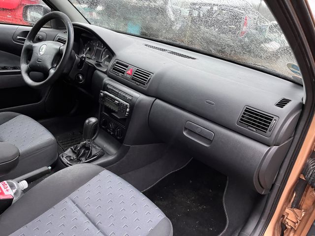 bontott SKODA OCTAVIA I Bal hátsó Féknyereg Munkahengerrel