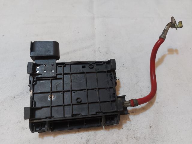 bontott SKODA OCTAVIA I Biztosítéktábla Motortér