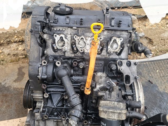 bontott SKODA OCTAVIA I Motor (Fűzött blokk hengerfejjel)