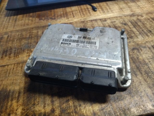 bontott SKODA OCTAVIA I Motorvezérlő