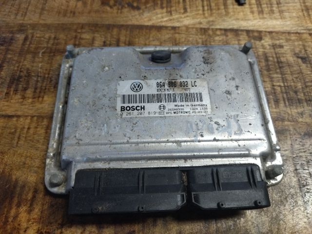 bontott SKODA OCTAVIA I Motorvezérlő