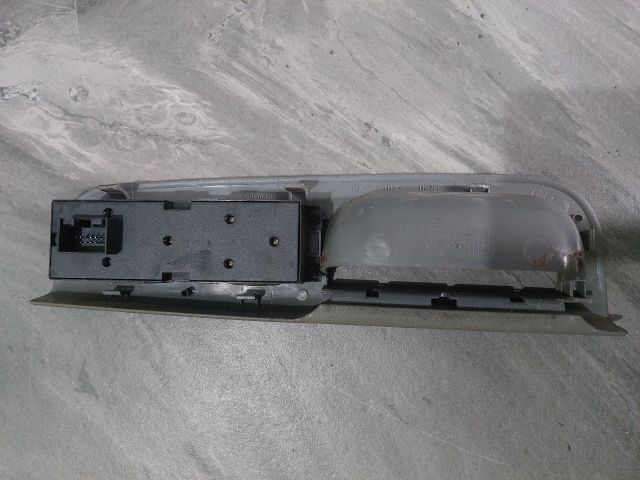 bontott SKODA OCTAVIA I Ablakemelő Kapcsoló Négyes / Kettes