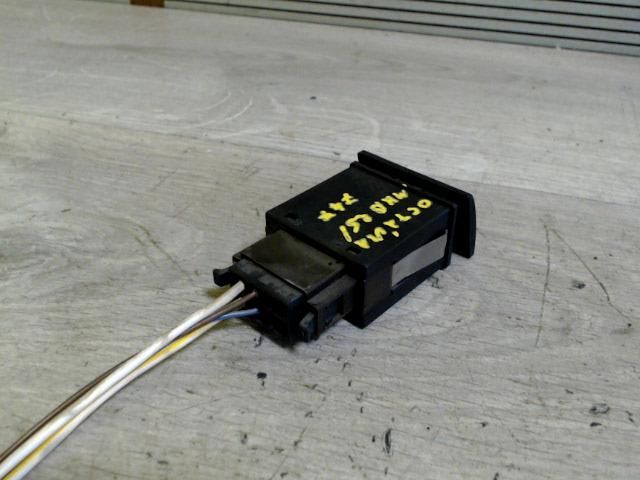 bontott SKODA OCTAVIA I Ablakfűtés Kapcsoló