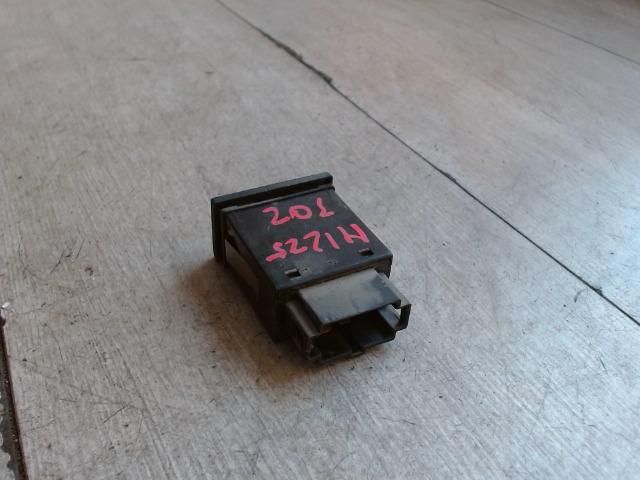 bontott SKODA OCTAVIA I Ablakfűtés Kapcsoló