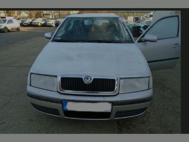 bontott SKODA OCTAVIA I Ablakmosó Tartály