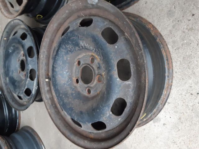 bontott SKODA OCTAVIA I Acélfelni Szett Gumival