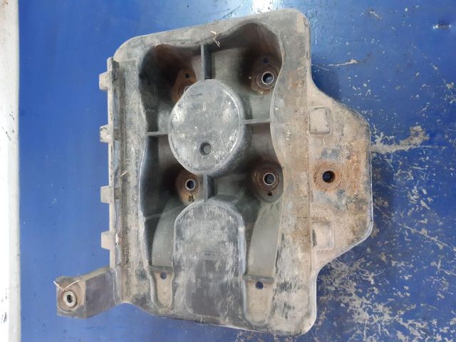 bontott SKODA OCTAVIA I Akkumulátor Leszorító