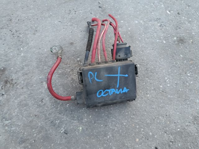 bontott SKODA OCTAVIA I Akkumulátor Saru Elektronikával