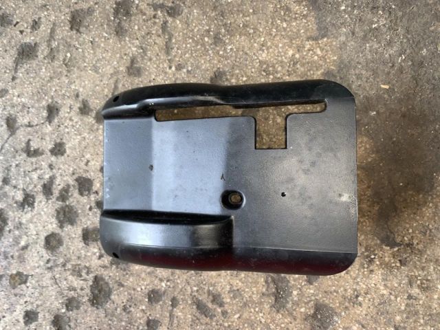 bontott SKODA OCTAVIA I Alsó Kormányoszlop Burkolat