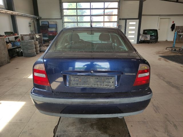 bontott SKODA OCTAVIA I Antenna