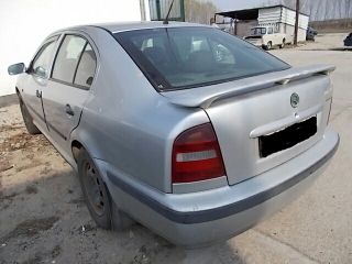 bontott SKODA OCTAVIA I Bal A Oszlop Burkolat