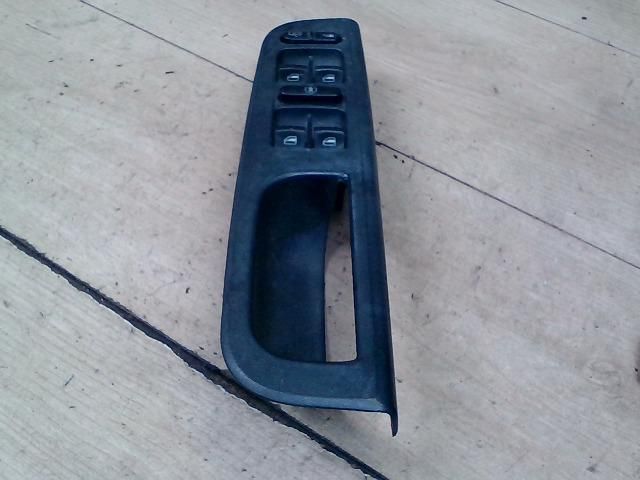 bontott SKODA OCTAVIA I Bal első Ablakemelő Kapcsoló