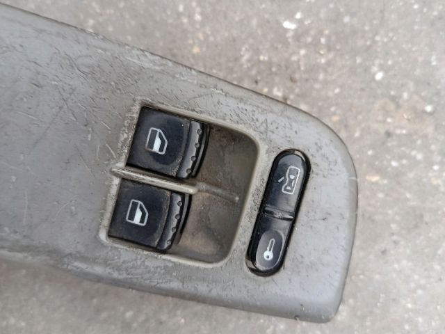 bontott SKODA OCTAVIA I Bal első Ablakemelő Kapcsoló