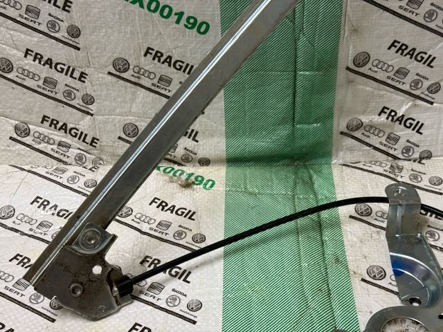 bontott SKODA OCTAVIA I Bal első Ablakemelő Szerkezet (Elektromos)