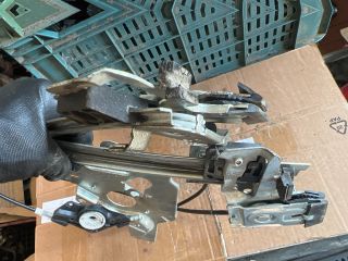 bontott SKODA OCTAVIA I Bal első Ablakemelő Szerkezet (Elektromos)