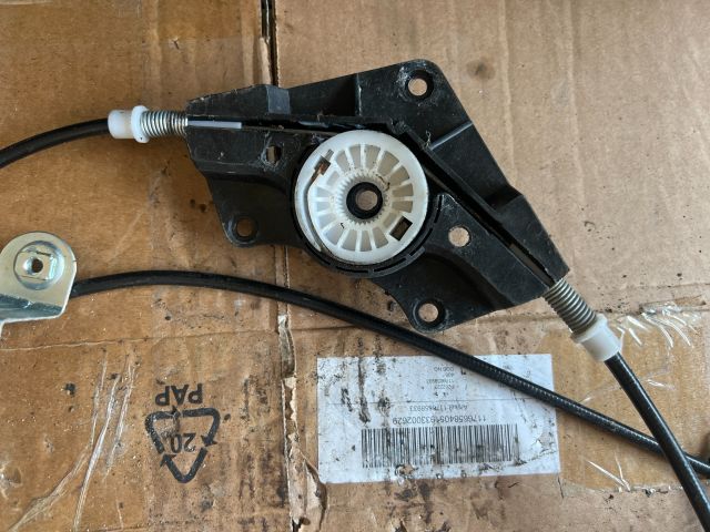 bontott SKODA OCTAVIA I Bal első Ablakemelő Szerkezet (Elektromos)