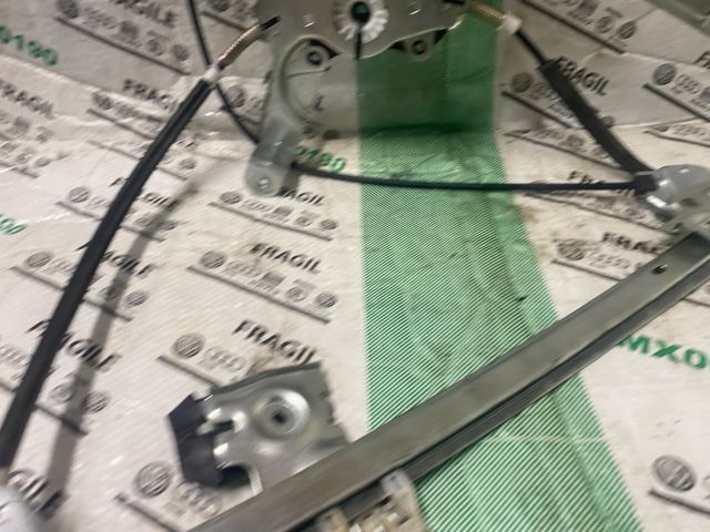 bontott SKODA OCTAVIA I Bal első Ablakemelő Szerkezet (Elektromos)