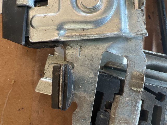 bontott SKODA OCTAVIA I Bal első Ablakemelő Szerkezet (Elektromos)