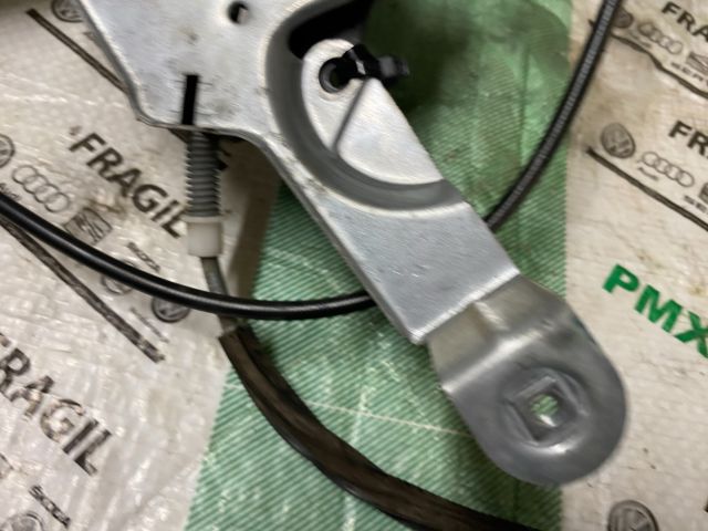 bontott SKODA OCTAVIA I Bal első Ablakemelő Szerkezet (Elektromos)