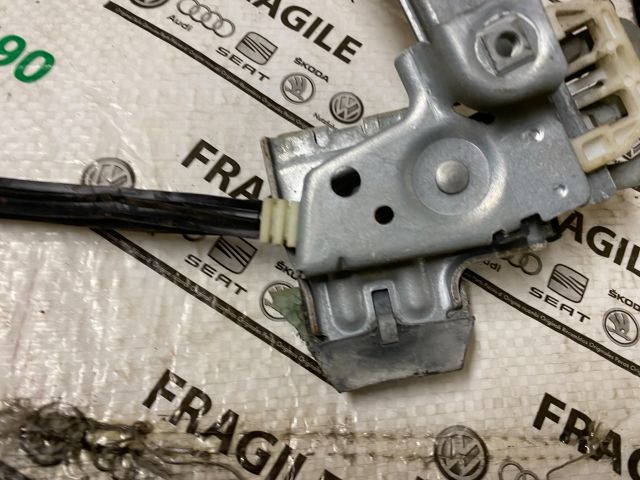 bontott SKODA OCTAVIA I Bal első Ablakemelő Szerkezet (Elektromos)