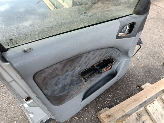 bontott SKODA OCTAVIA I Bal első Ajtó (Részeivel)