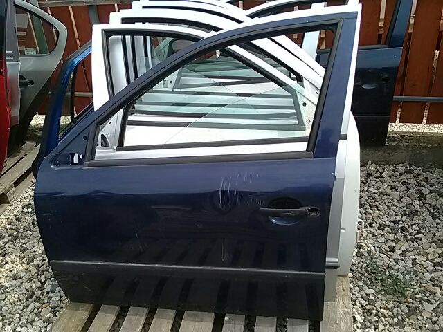 bontott SKODA OCTAVIA I Bal első Ajtó (Üres lemez)