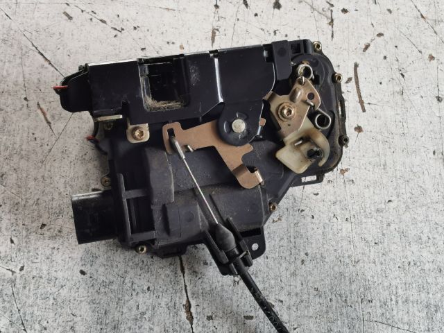 bontott SKODA OCTAVIA I Bal első Ajtózár