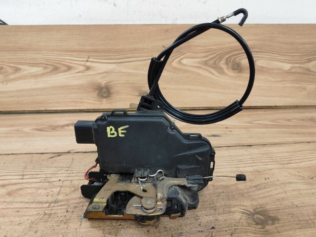 bontott SKODA OCTAVIA I Bal első Ajtózár