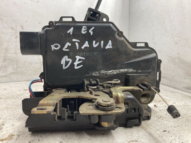 bontott SKODA OCTAVIA I Bal első Ajtózár