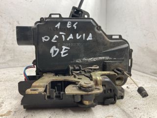 bontott SKODA OCTAVIA I Bal első Ajtózár