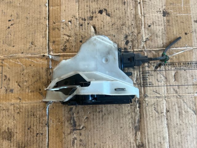 bontott SKODA OCTAVIA I Bal első Ajtózár