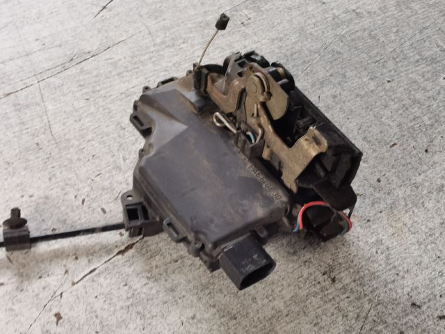 bontott SKODA OCTAVIA I Bal első Ajtózár